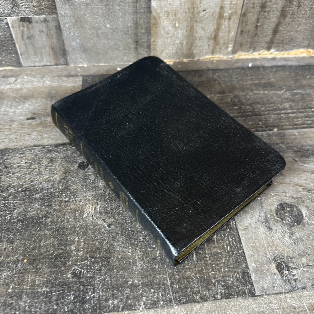 Holy Bible Bonded Leather Nelson 4225 BLACK KJV Words Christ RED 2001 Compact